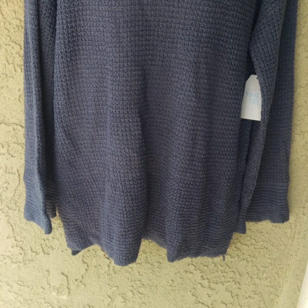 Time and Tru blue waffle knit sweater nwt - Picture 3 of 8